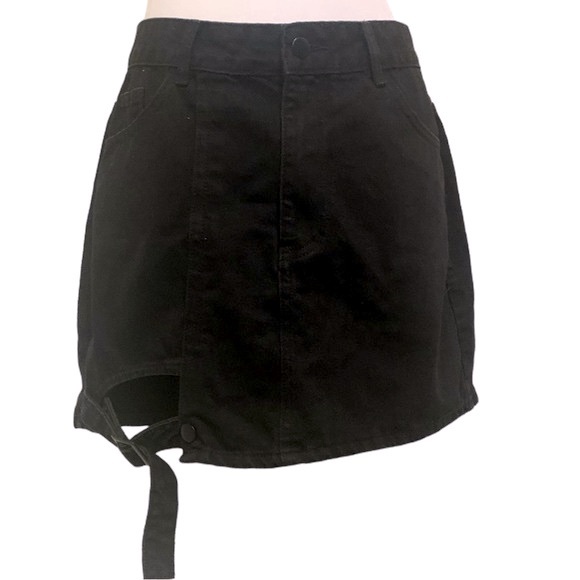 Skirt Black Denim Mid Rise Mini Skirt Shein NEW WITHOUT TAGS Size L - Picture 2 of 13